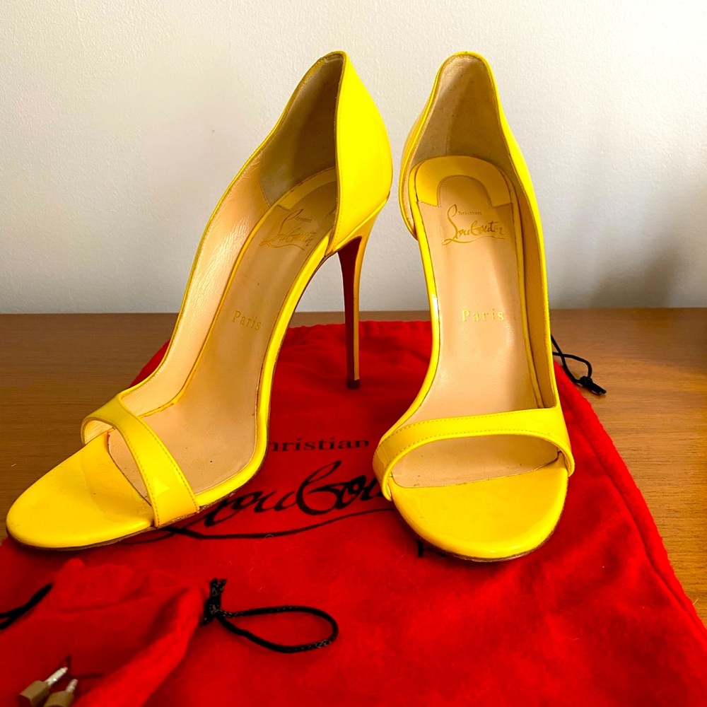 Canary yellow, Demi d’Orsay Christian Louboutin